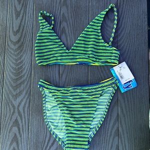 Vintage Swim - Daffy Bikini swimsuit- NWT. 🌴🌴🌴🌴